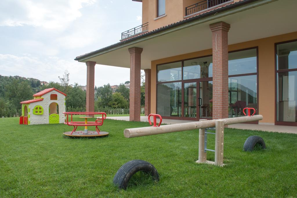 Maison d'hôtes Casa Dèlfico Ristoro in famiglia à Teramo Extérieur photo