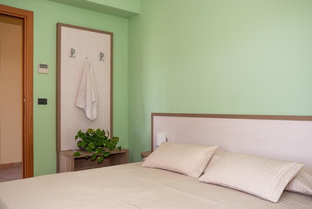 Maison d'hôtes Casa Dèlfico Ristoro in famiglia à Teramo Chambre photo